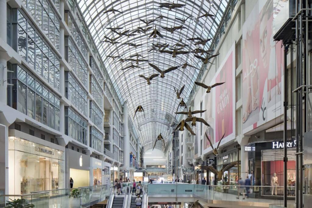 Cozy Condo Near Eatoncentre Mall Toronto Zewnętrze zdjęcie